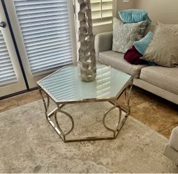 Elegant Chrome & Mirrored Hexagon Coffee Table – Excellent Condition!