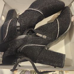 Womens Heel Boots Size  8 $10
