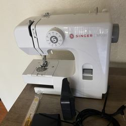 Singer Sewing Machine