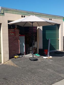 outdoor umbrella with base