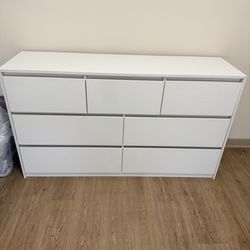 White 7 Drawer Dresser
