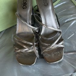 New Women's GBG Los Angeles Platform Shoes.