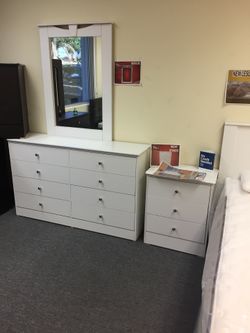 Dresser set with nightstand