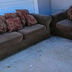 FREE 2 Piece Couch W/ Cushions