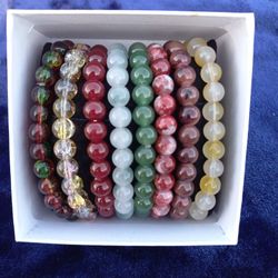 8 Beautiful Bracelets