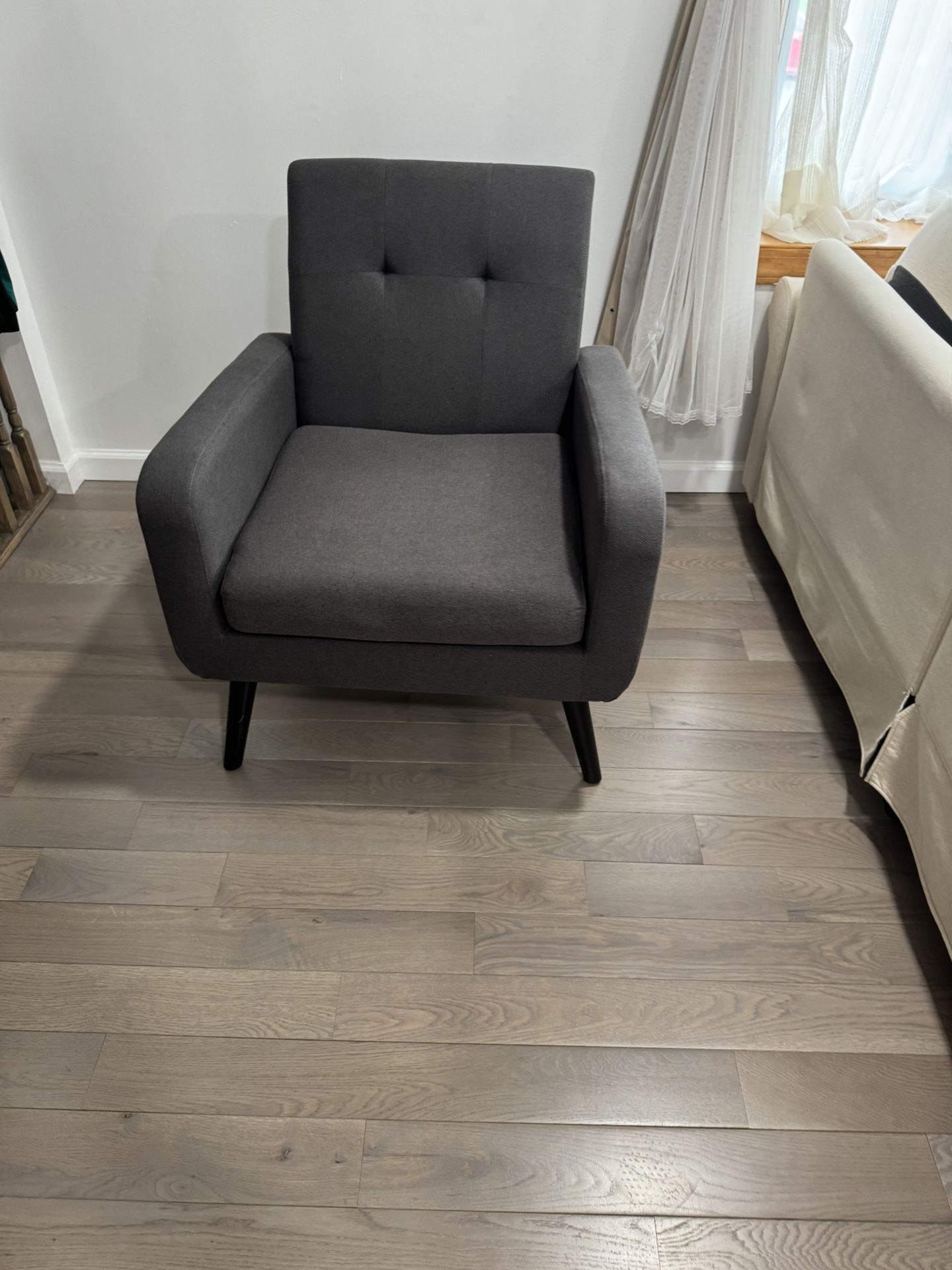 sofa chair (brand new in box)