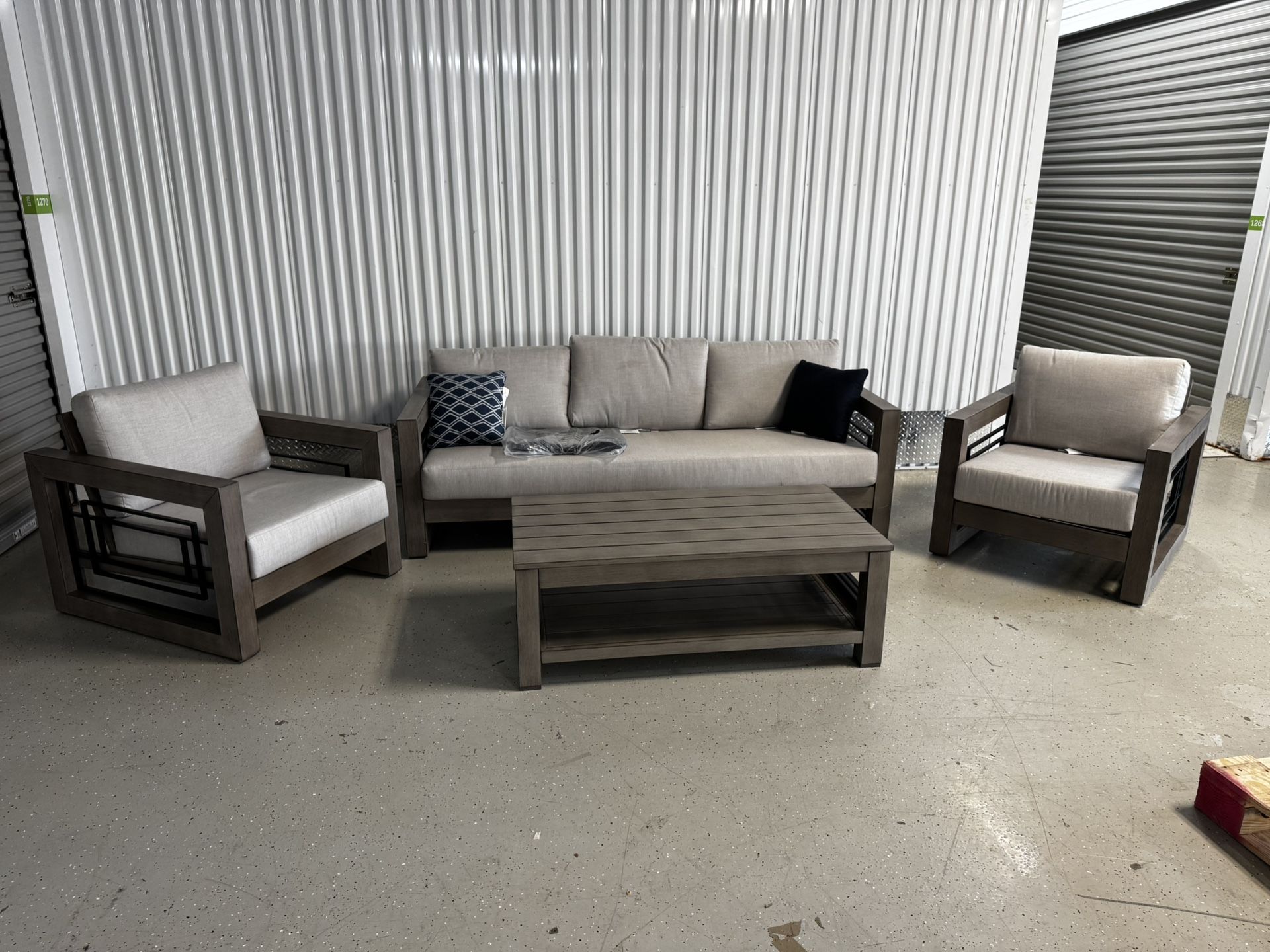 Austin 4-pice Outdoor Patio Seating Set