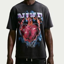 Nike graphic tee medium