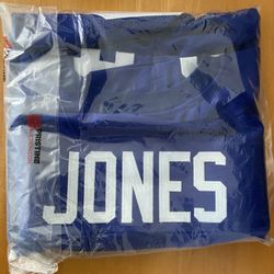 Daniel Jones Signed Jersey Beckett Authentication BAS New York Giants COA