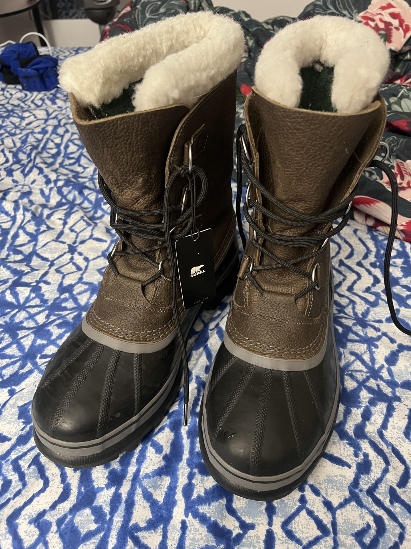 Sorel Caribou Winter Boots – Men’s 11.5 – NEW WITH TAGS