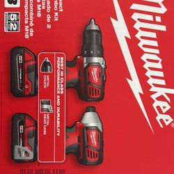 Milwaukee Drill Set