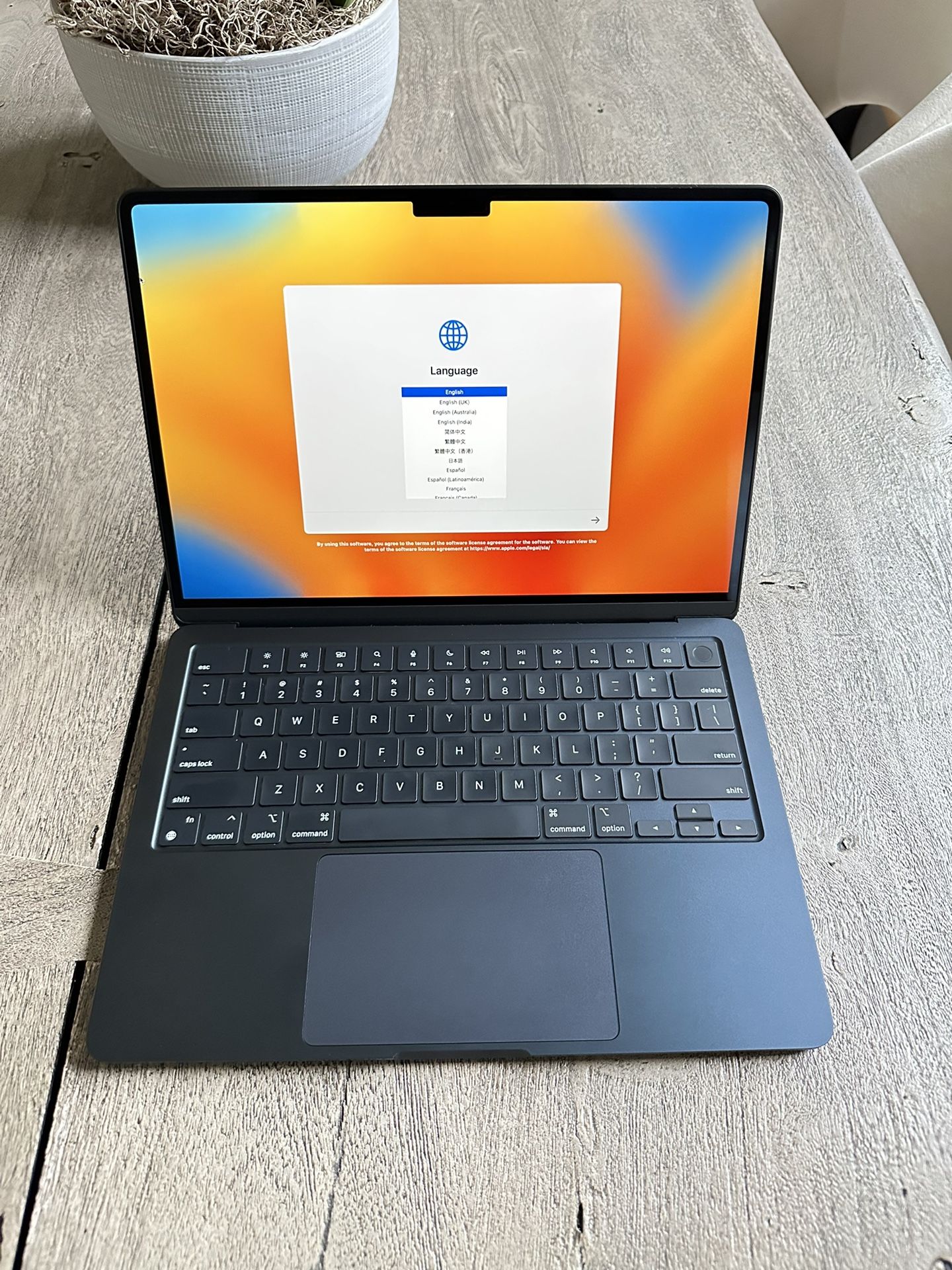 2022 M2 MacBook Air 13インチ 256GB ミッドナイト