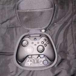 Xbox elite series 2 controller used