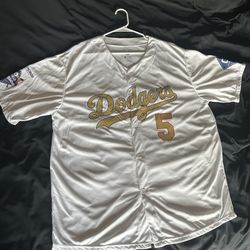 Los Angeles Dodgers Freddie Freeman Gold Jersey Stadium Giveaway 