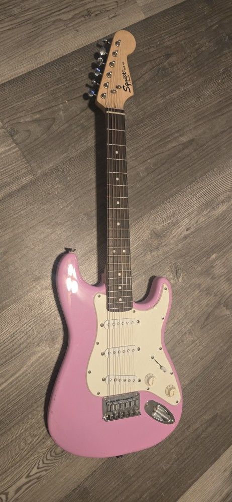 Fender Squier Mini Electric Guitar