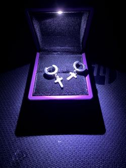 ✨ FOR SALE – Sterling Silver Cross Hoop Earrings ✨