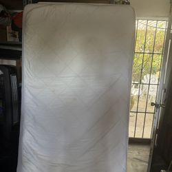 Saatva Luxury Mattress + Bed Frame & Base – Like New - Size Full