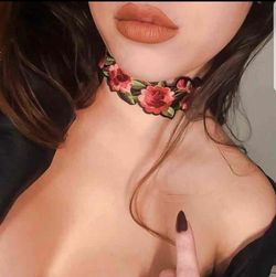 Floral Rose Embroidered Choker Necklace