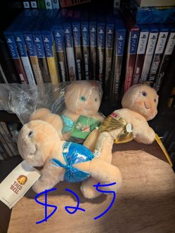 Hug a bunch Vintage Plush Set of 3