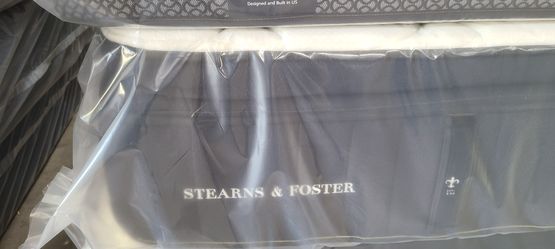 Stearns  And Foster Pillow Top King Mattress 