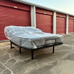Like New Siena Premier Hybrid Queen Bed with Adjustable Base