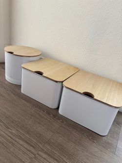 Storage bins