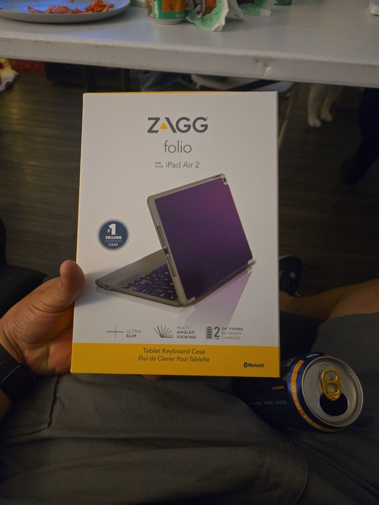 Zagg Folio Tablet Keyboard Case Blue For Ipad Air 2 Qtg-zkms