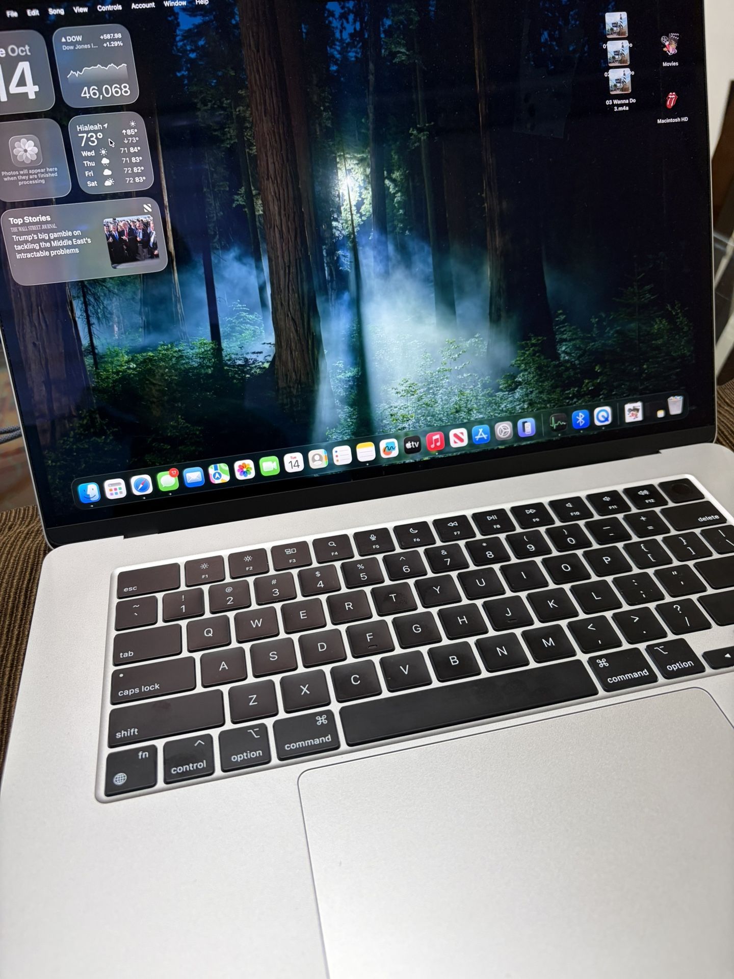 MacBook Air 15” M3, 24gb Ram; 1TB SSD; Apple Care Was