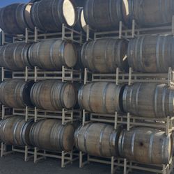 Oak Wine Barrels 