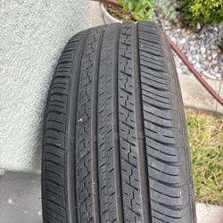 Tire 225-65-17
