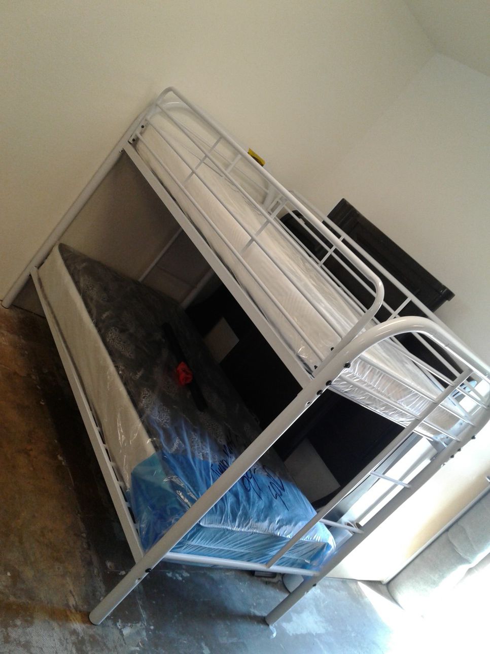 New twin bunk bed with the mattress