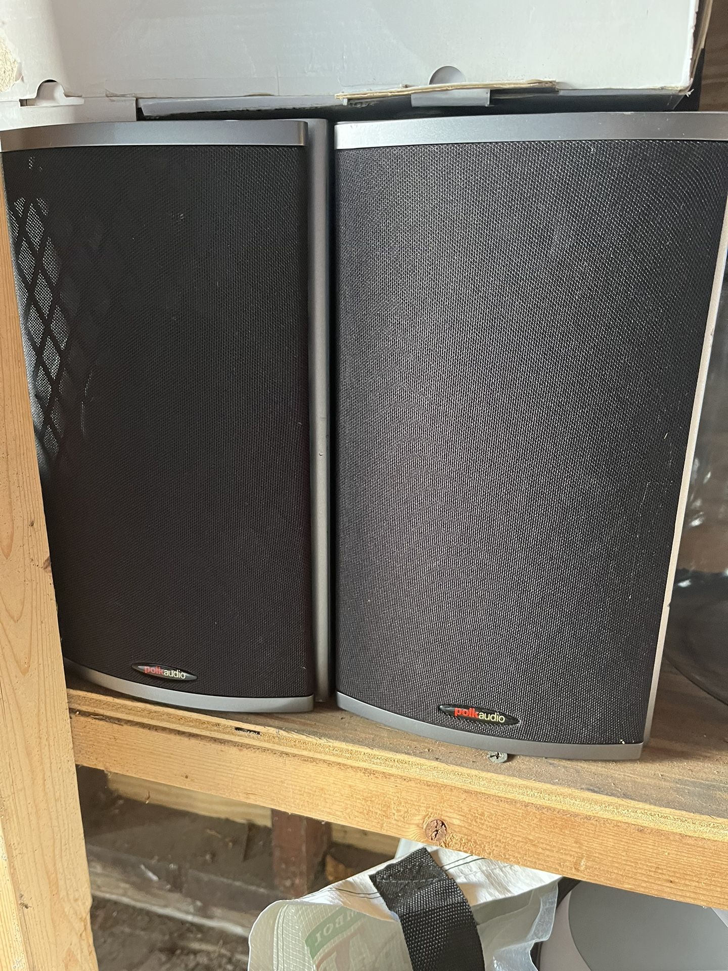 Polk audio RTi4