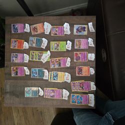 30 REGULAR HOLO POKEMON CARDS