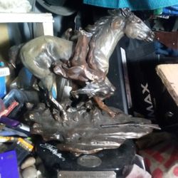 Sculptor Steve Miller Montana Silversmiths Co My First Winchester Bronze Statue 