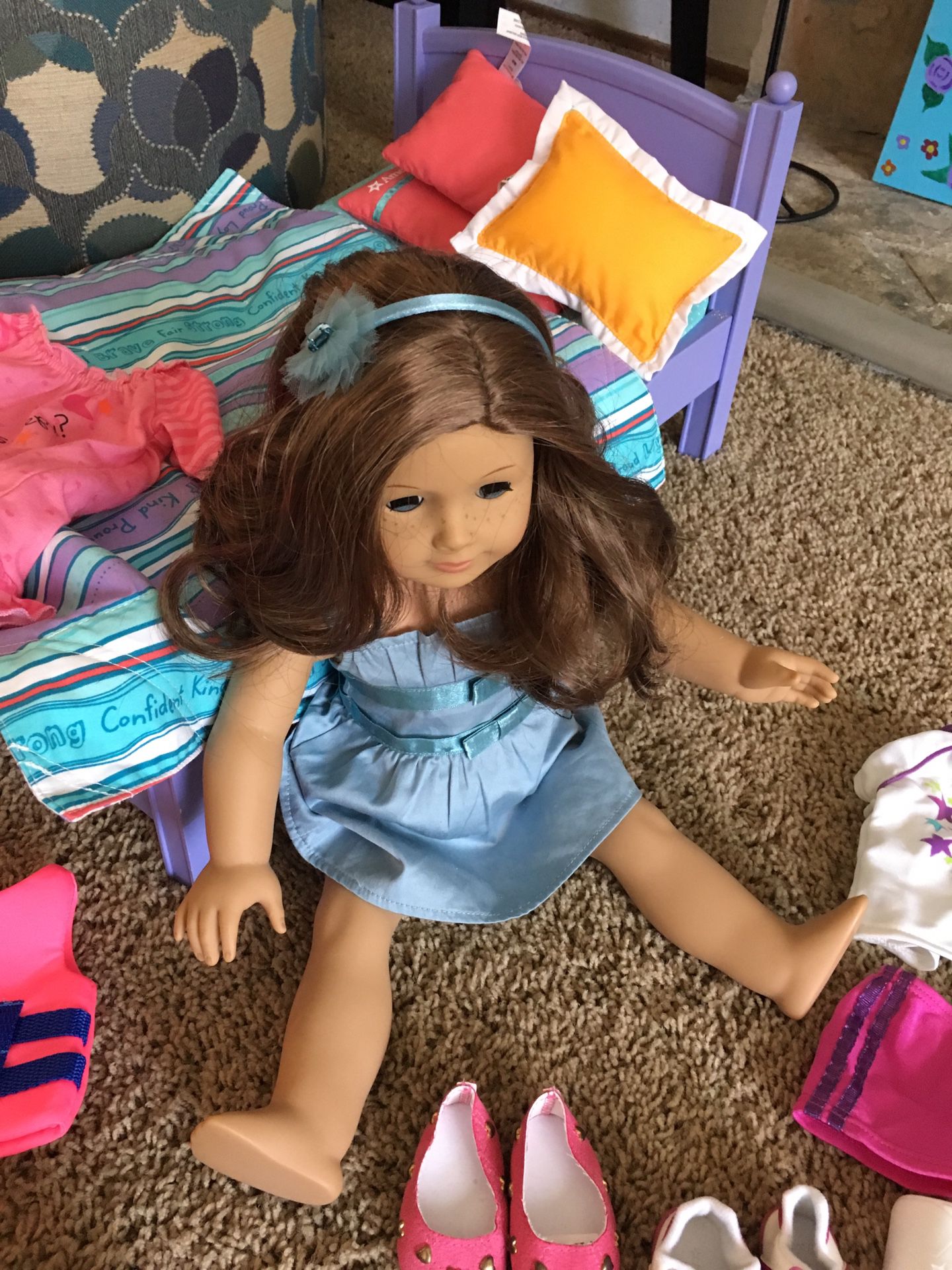 AMERICAN GIRL Doll w/ accessories