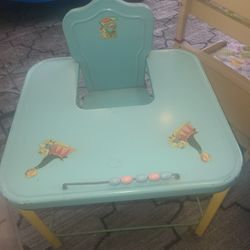 Amsco Antique Vintage Doll Walker Furniture Bed 