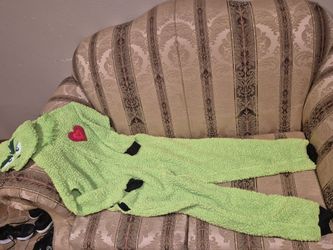 Grinch suit/pijamas size large