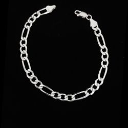 7.5" x 7mm Solid Sterling Silver Figaro Chain Bracelet, Made in Italy. NEW!