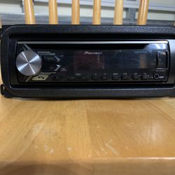 Pioneer Car Radio DEH-X3810 BT  CD RECEIVER BLUE TOOTH