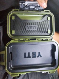 Yeti waterproof case brand new