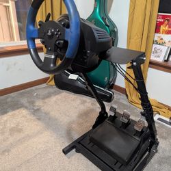 Thrustmaster Racing Wheel/Pedals/Stand