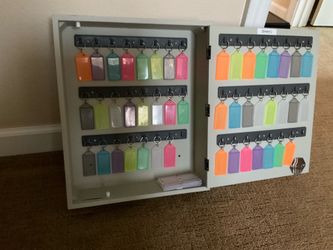 Locking Steel Key Cabinet – Excellent Condition