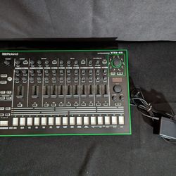 Roland TR-8 Rhythm Performer