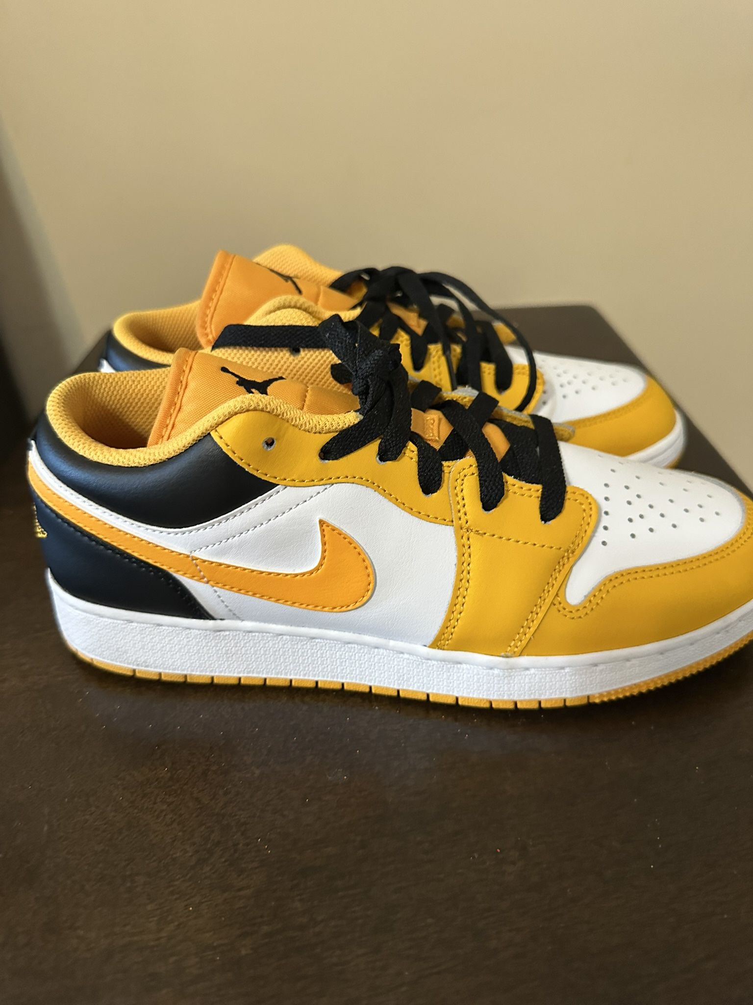 Youth Jordan’s Low 