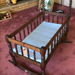 Vintage Jenny Lind cradle