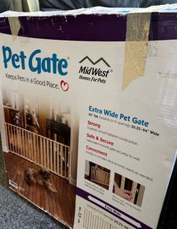 MidWest Homes Extra Wide Wood Pet Gate