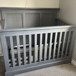 Convertible Crib