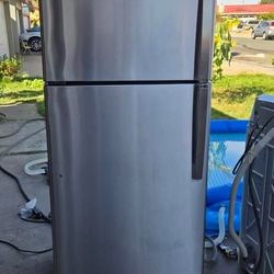 GE® 17.5 Cu. Ft. D Stainless Steel Refrigerator