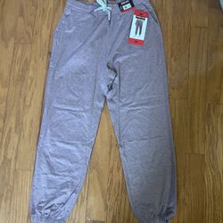 NWT Kirkland signature lightweight jogger size M