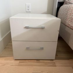 White Bedside Table / Nightstand